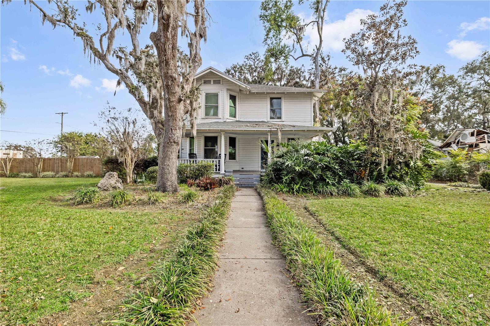 Image 2 of 70 For 14440 12th Street