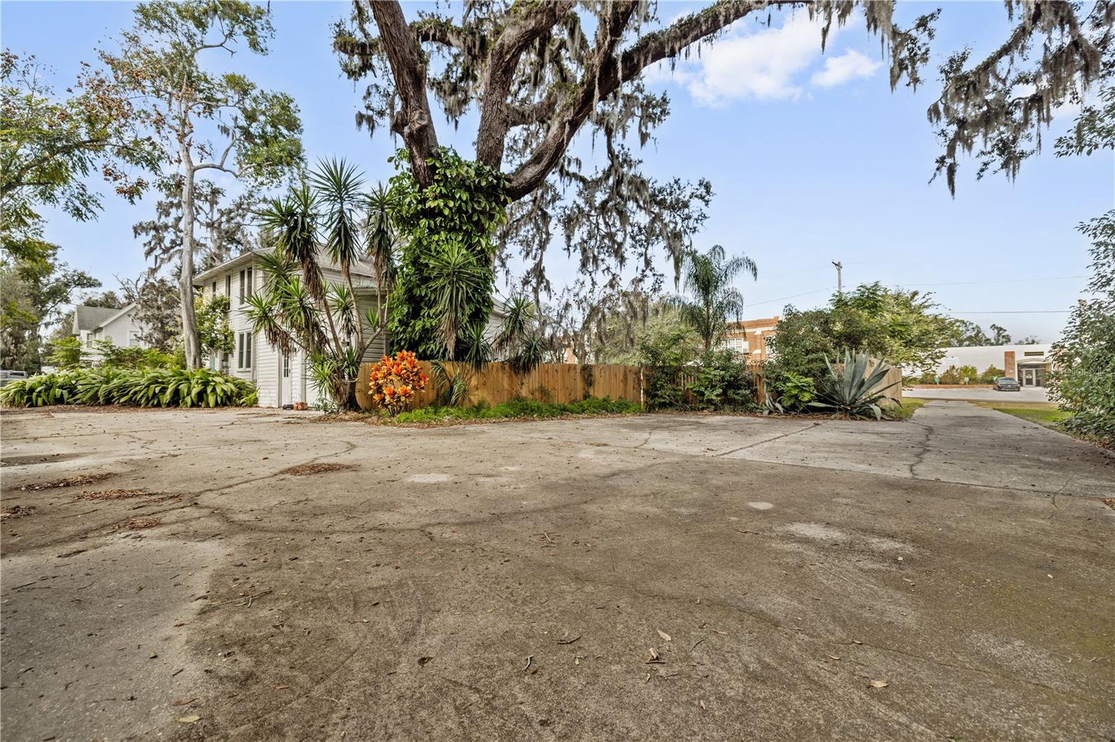 Image 45 of 70 For 14440 12th Street