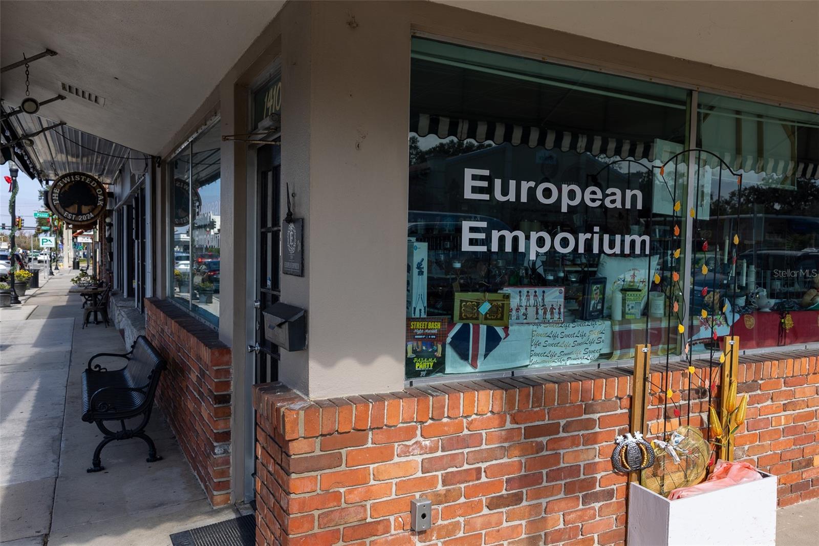 Image 61 of 70 For 14440 12th Street