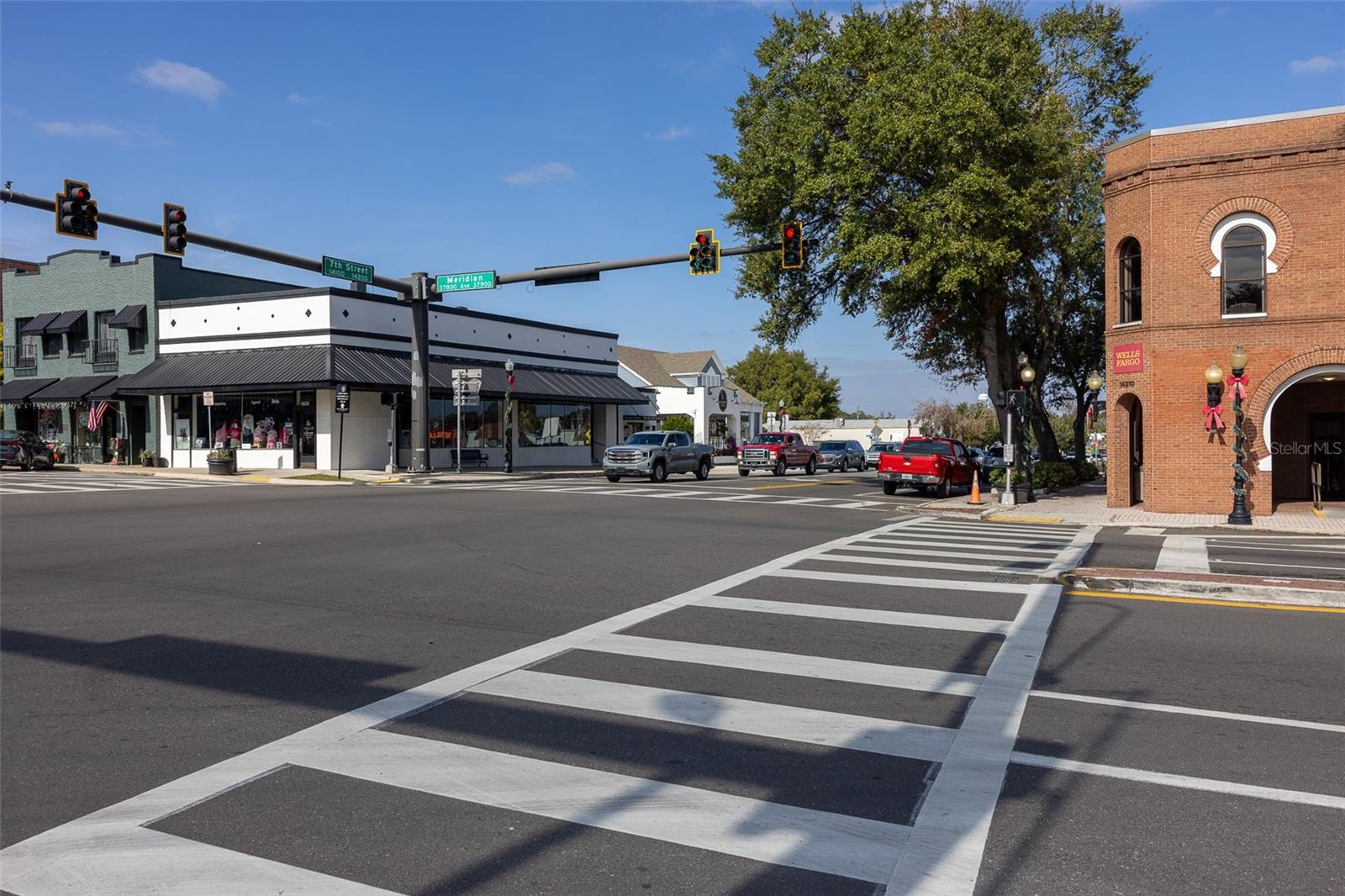 Image 62 of 70 For 14440 12th Street