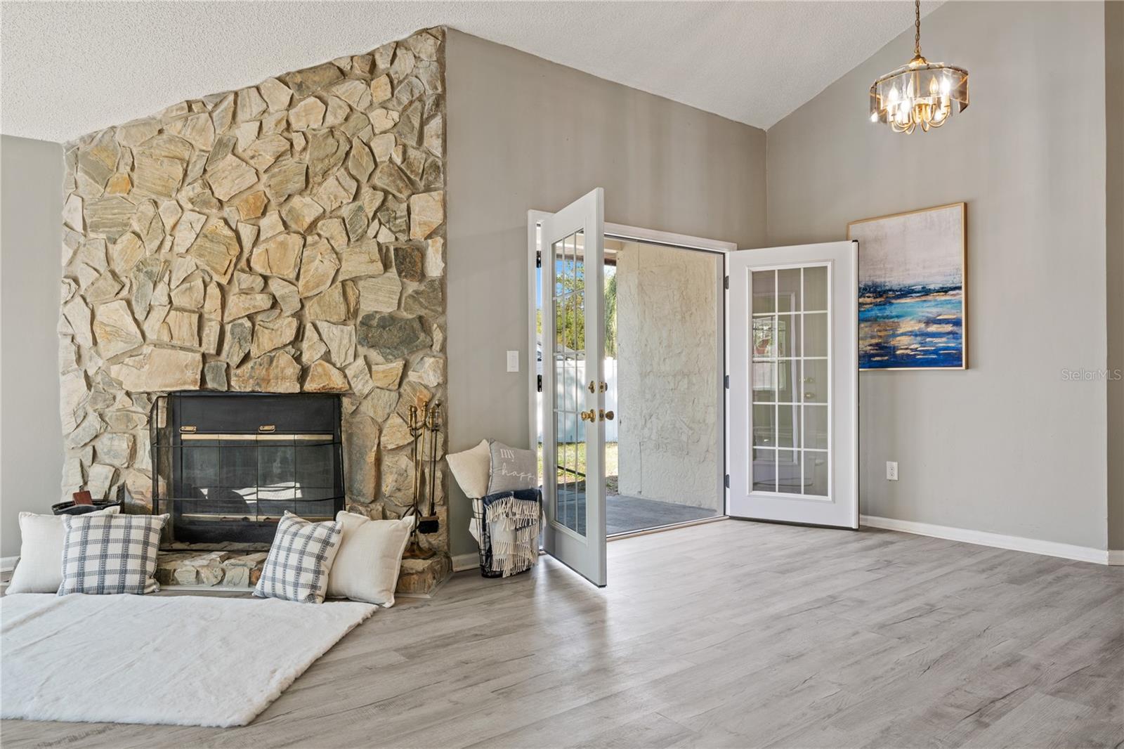 Image 11 of 53 For 11304 Maybrook Avenue