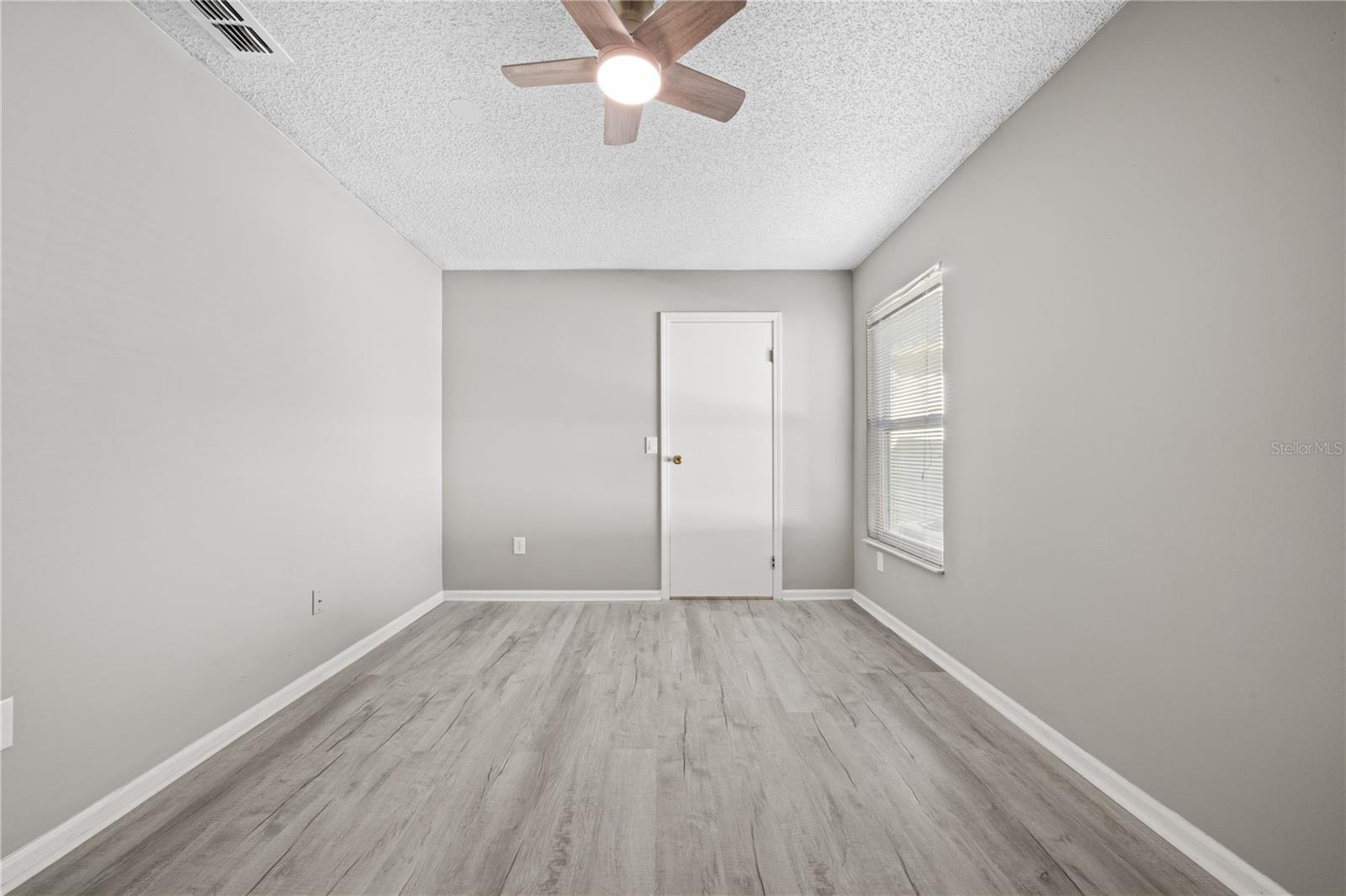 Image 34 of 53 For 11304 Maybrook Avenue