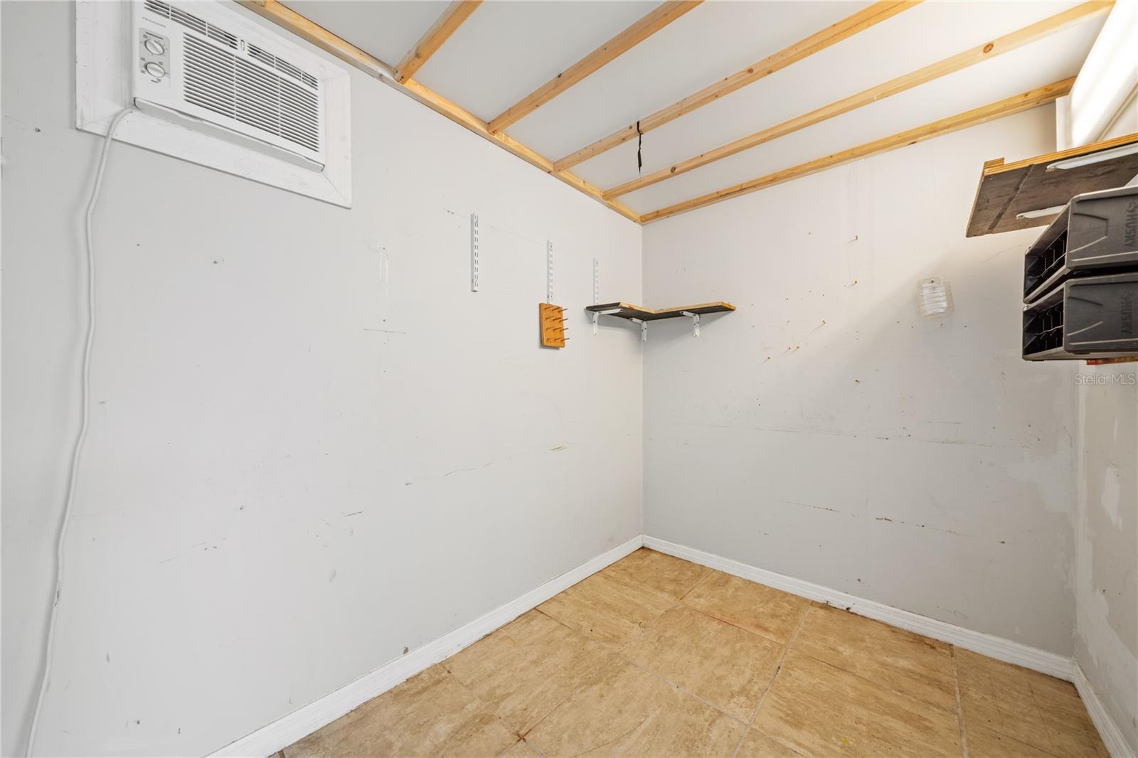 Image 41 of 53 For 11304 Maybrook Avenue