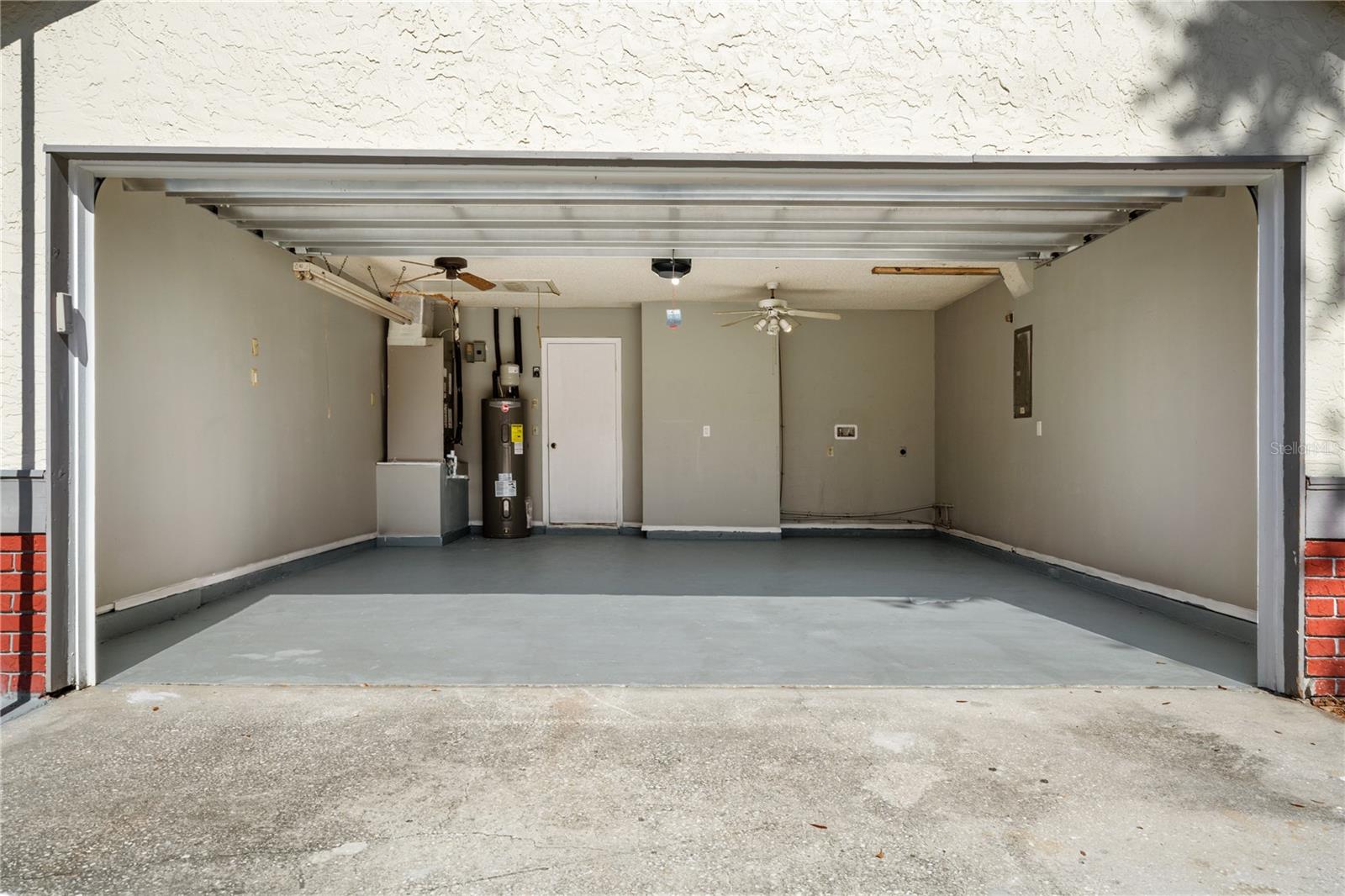 Image 44 of 53 For 11304 Maybrook Avenue