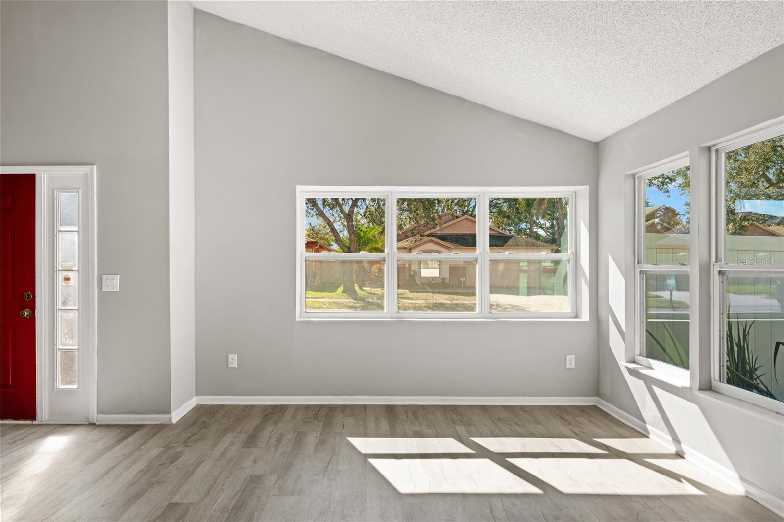 Image 9 of 53 For 11304 Maybrook Avenue