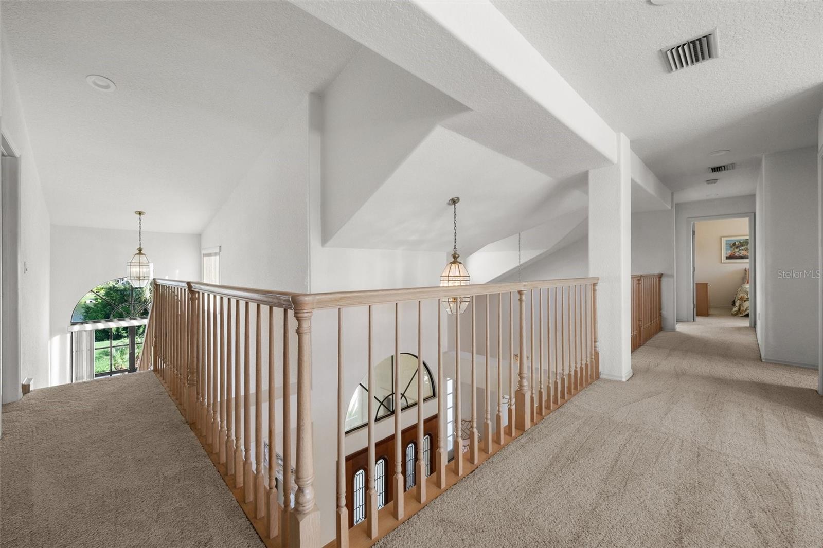 Listing photo id 25 for 5287 61st Avenue S