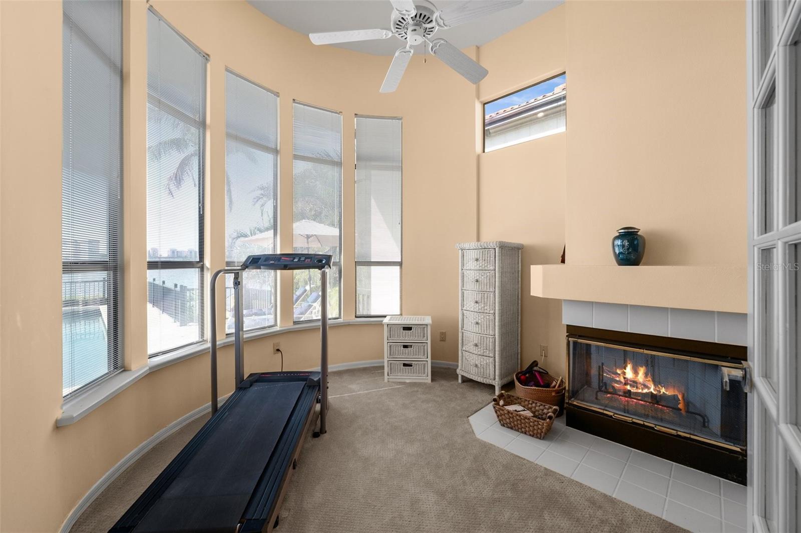 Listing photo id 28 for 5287 61st Avenue S