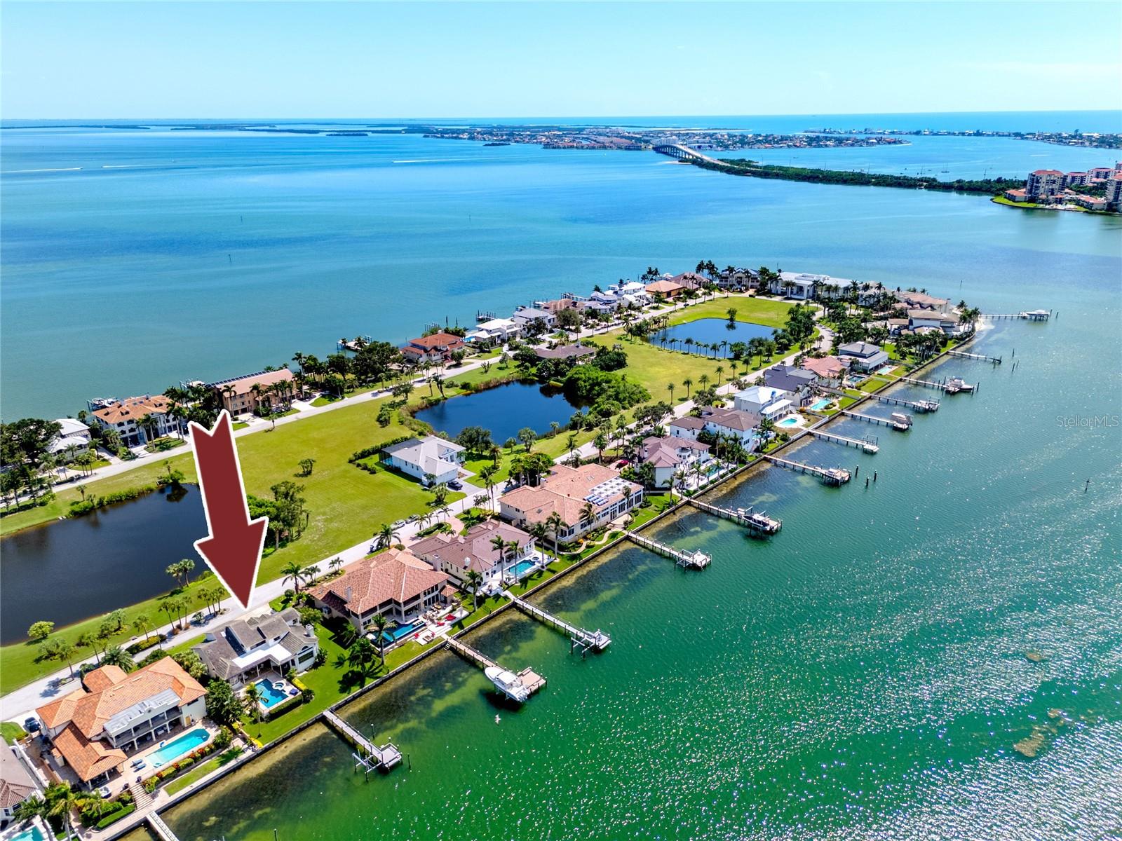 Listing photo id 59 for 5287 61st Avenue S