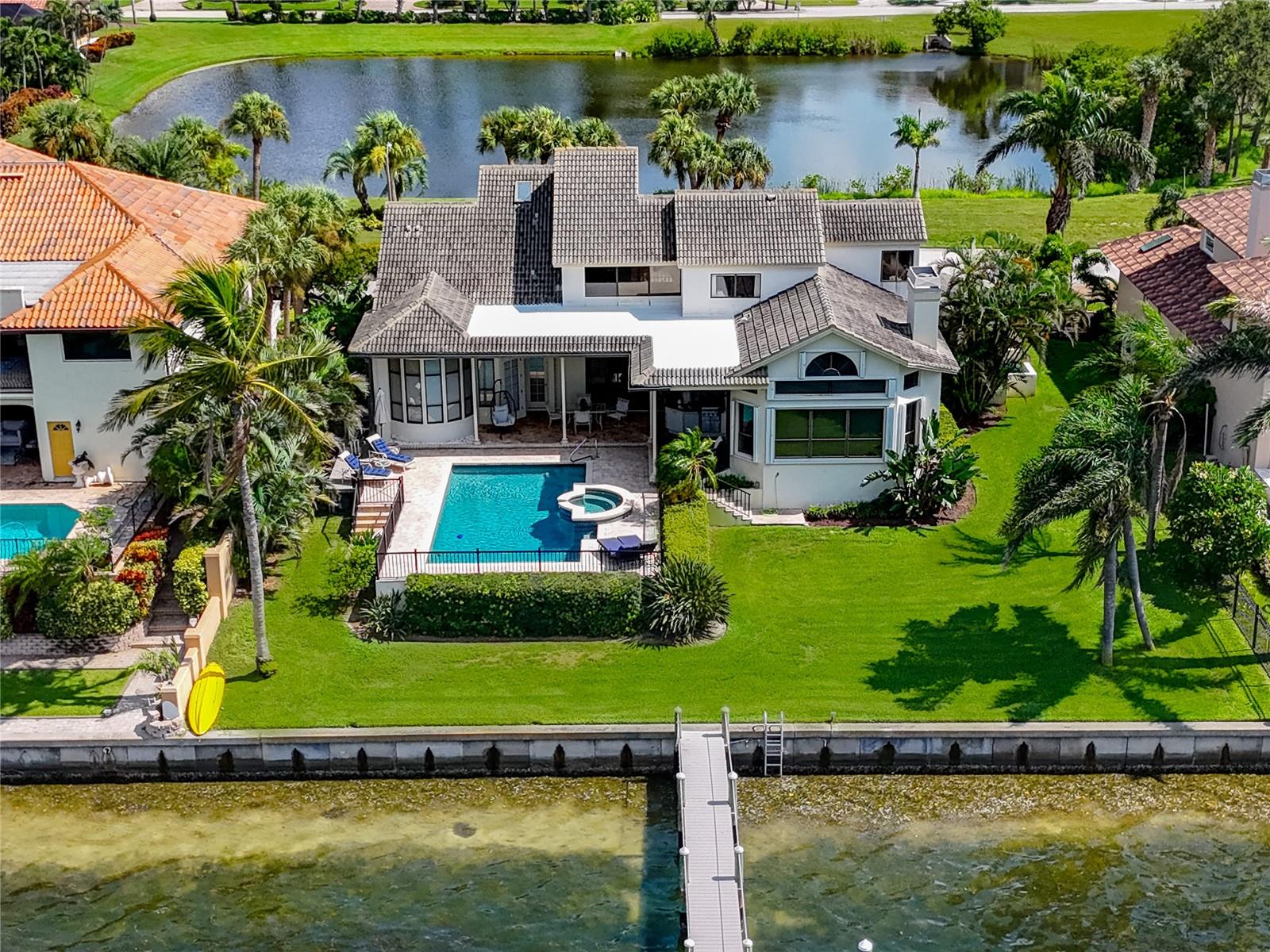 Listing photo id 61 for 5287 61st Avenue S