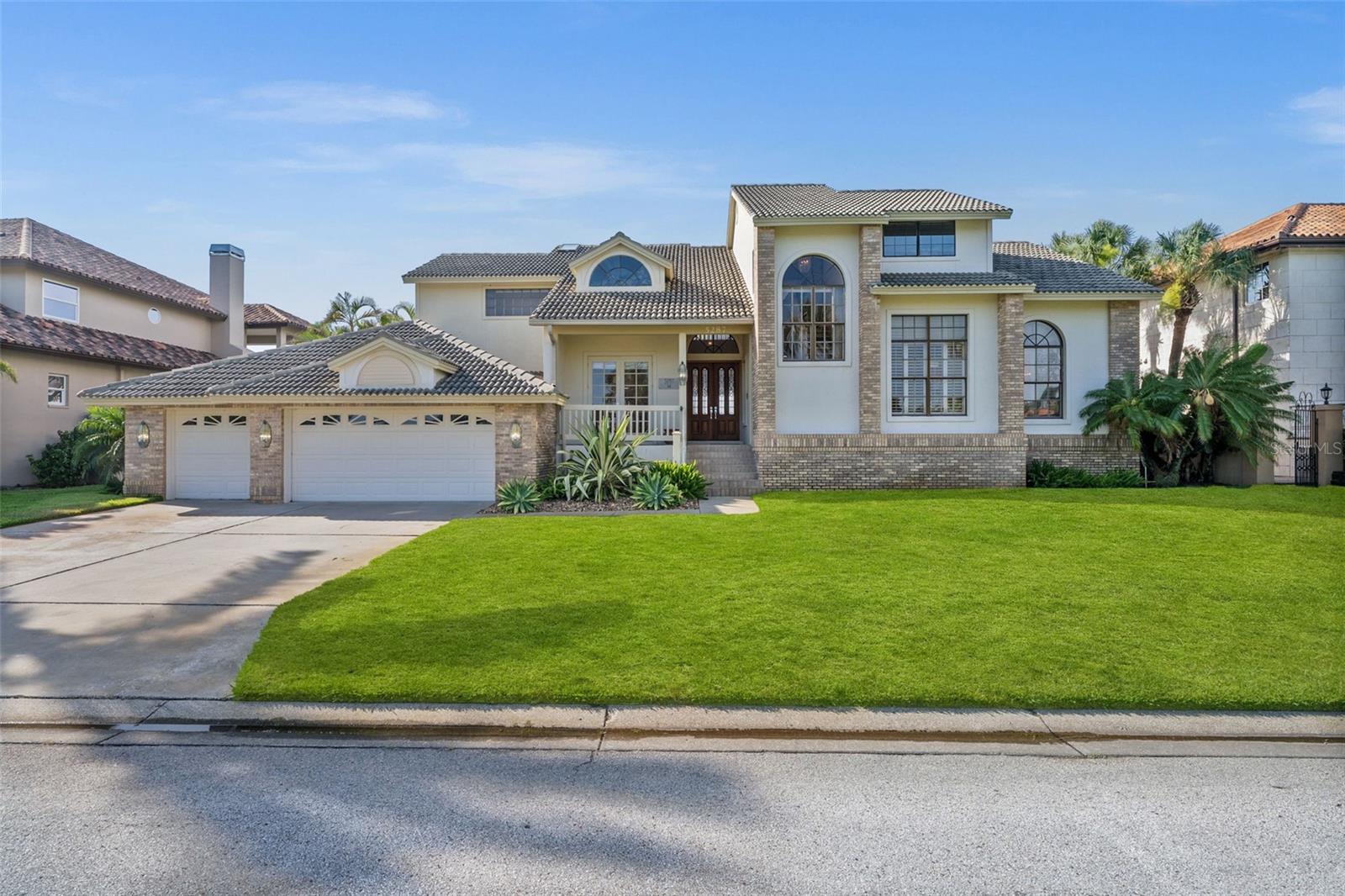 Listing photo id 67 for 5287 61st Avenue S