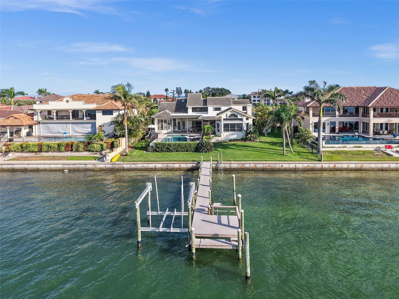 Listing photo id 74 for 5287 61st Avenue S