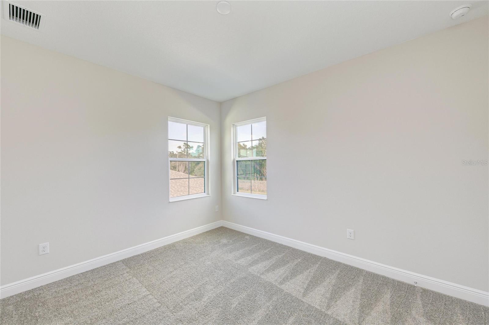 Image 25 of 38 For 13068 Homestead Lane