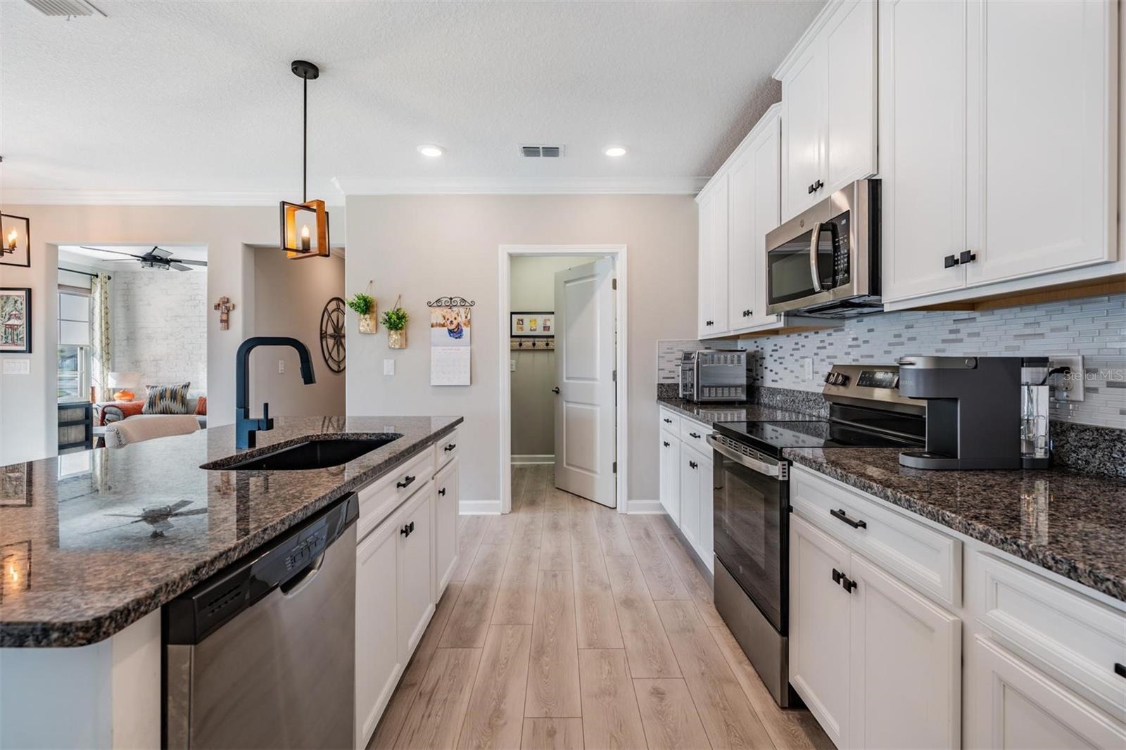 Image 5 of 99 For 10444 Weldon Cork Way