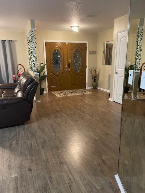 Listing photo id 8 for 5118 Merrifield Court