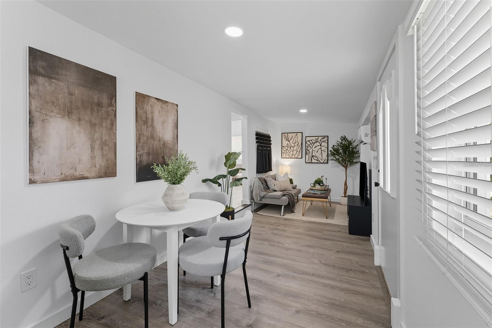 Image 4 of 35 For 6470 64th Avenue N