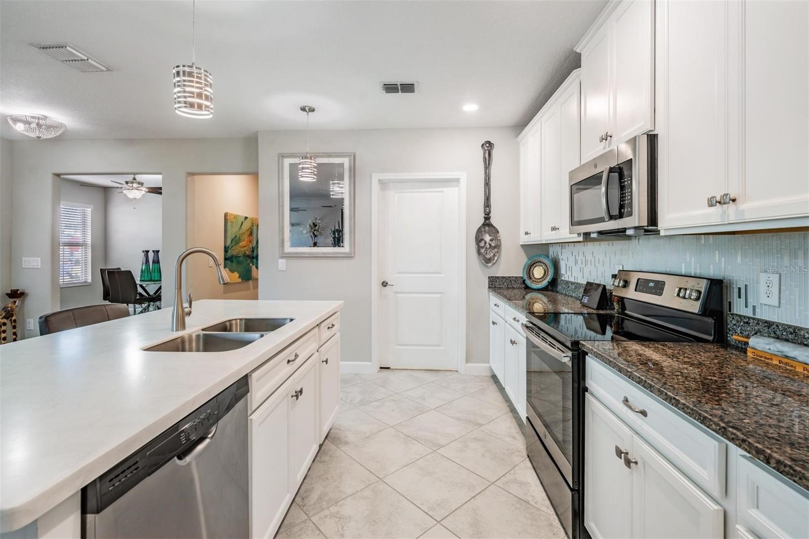 Image 6 of 99 For 10397 Echo Dock Loop