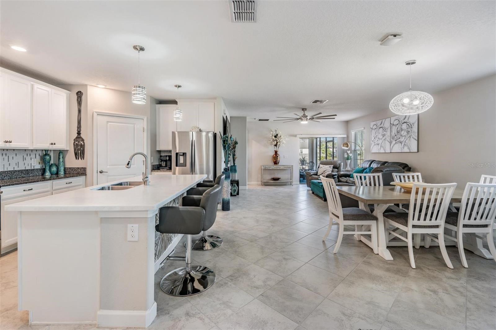 Image 8 of 99 For 10397 Echo Dock Loop