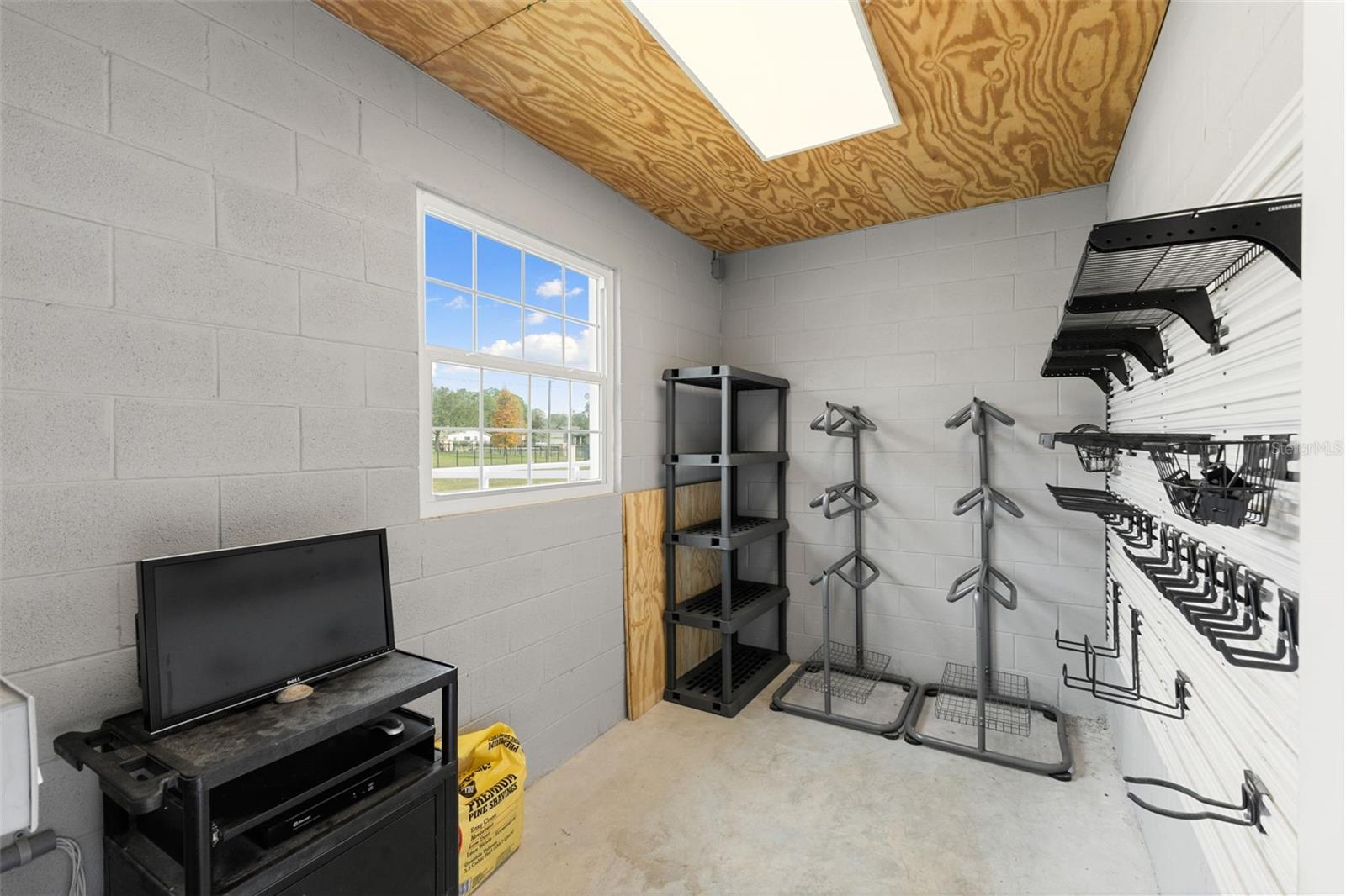 Image 42 of 66 For 12305 Twin Branch Acres Road