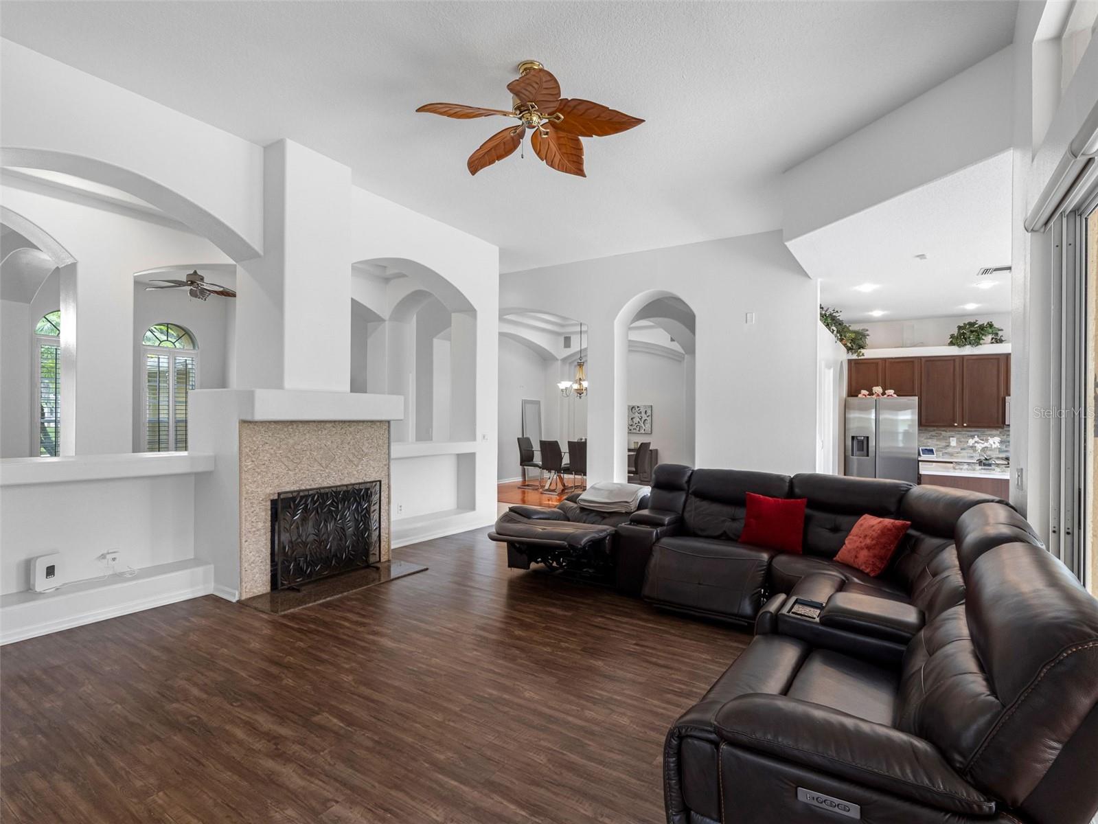 Image 20 of 74 For 12439 Bristol Commons Circle