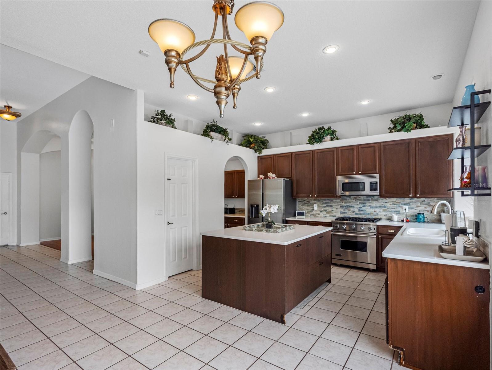 Image 4 of 74 For 12439 Bristol Commons Circle