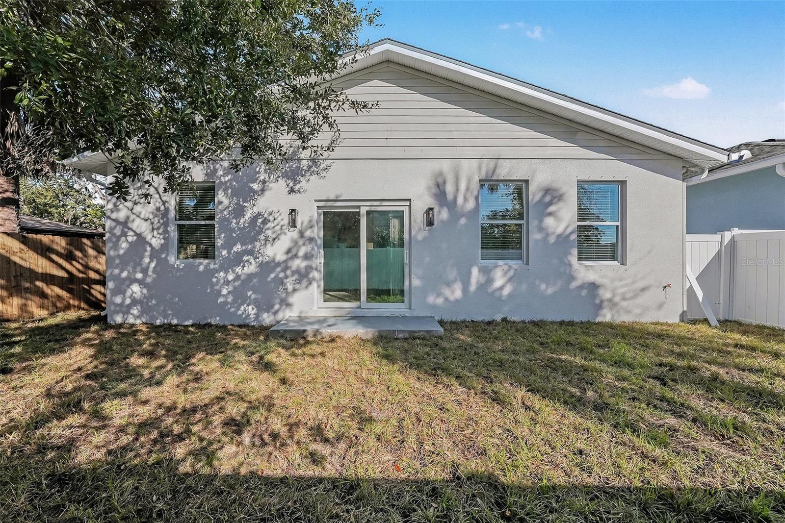 Image 24 of 28 For 1905 23rd Avenue