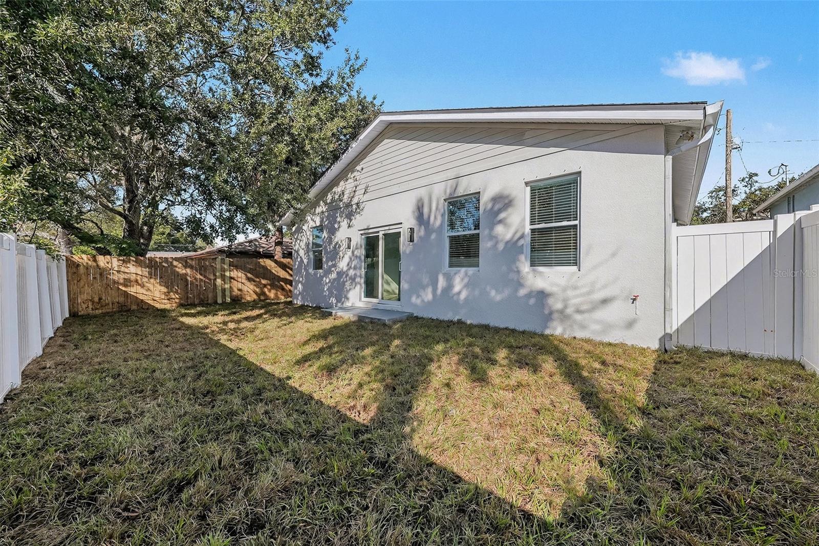 Image 25 of 28 For 1905 23rd Avenue