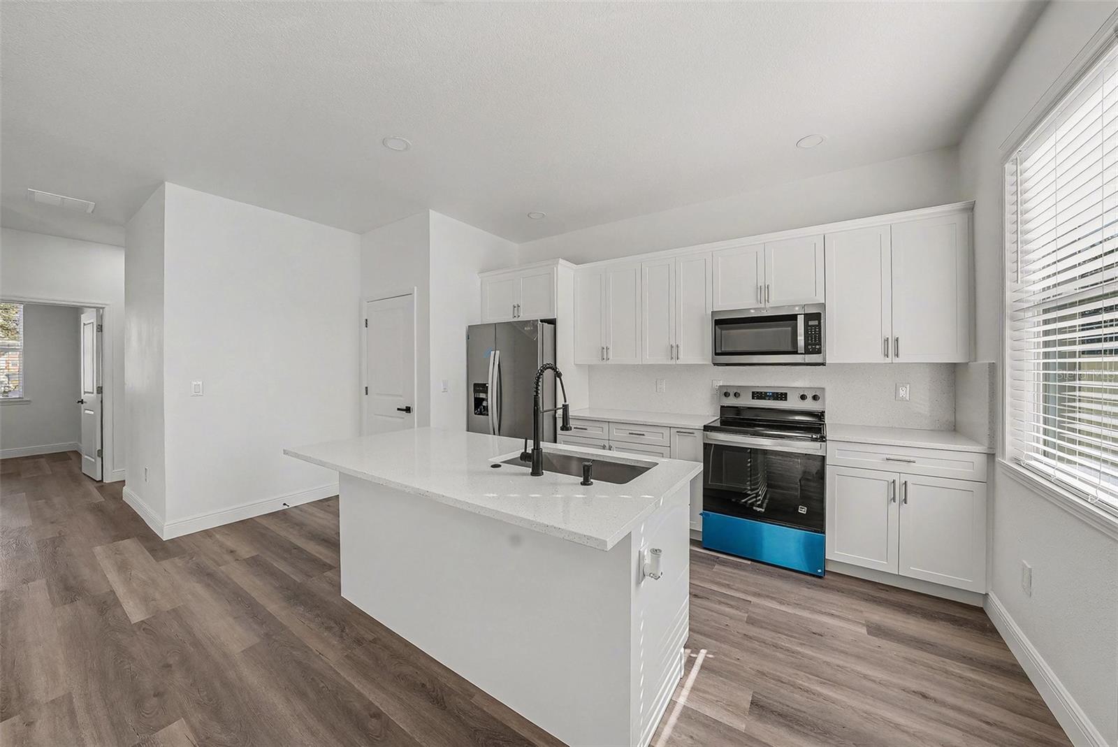 Image 8 of 28 For 1905 23rd Avenue