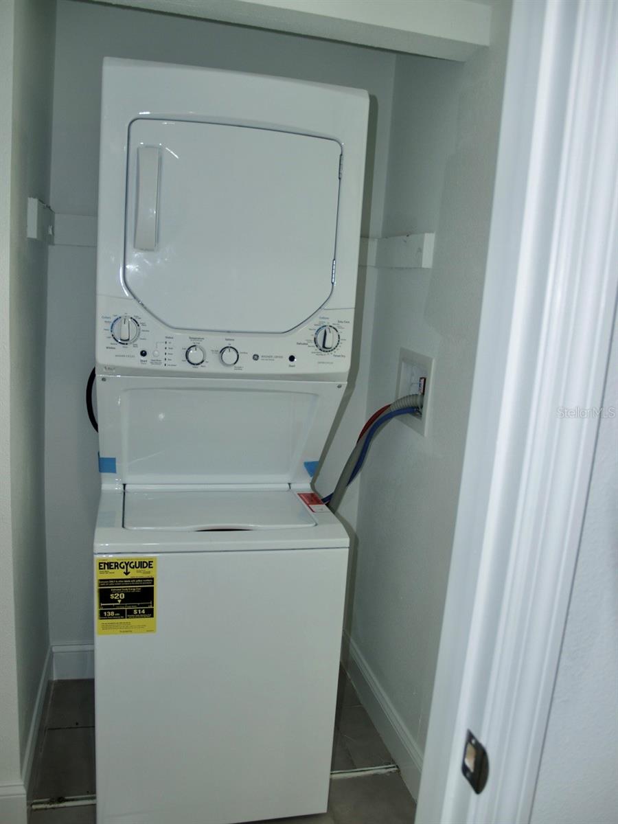 Image 22 of 33 For 11525 8th Way N 509