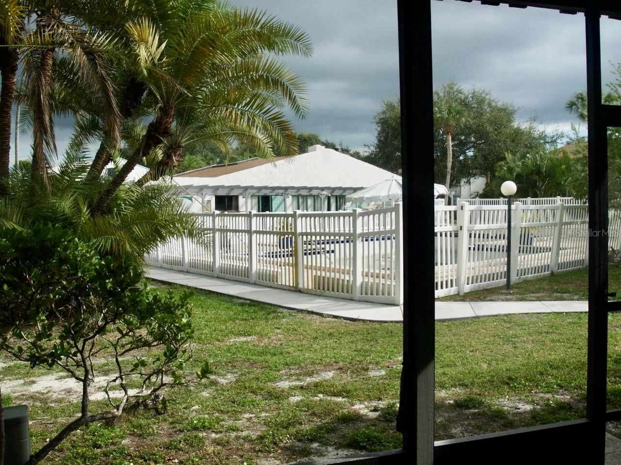 Image 25 of 33 For 11525 8th Way N 509