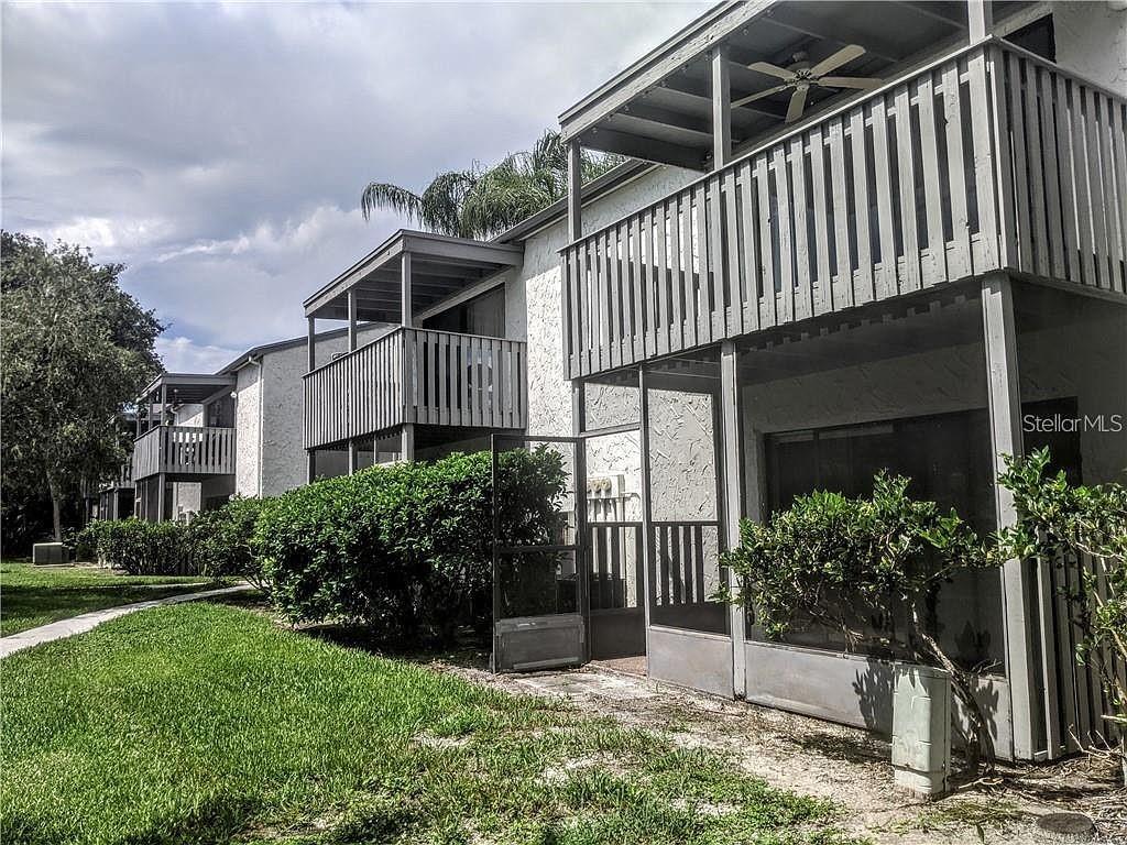 Image 27 of 33 For 11525 8th Way N 509