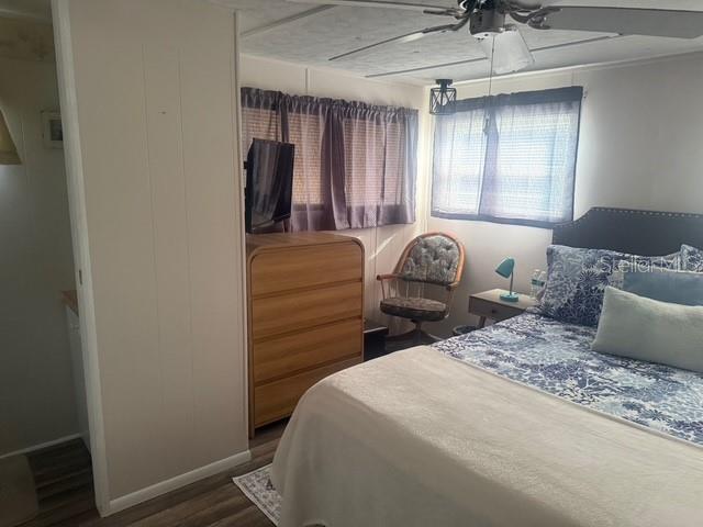 Image 26 of 33 For 420 49th Street E 114