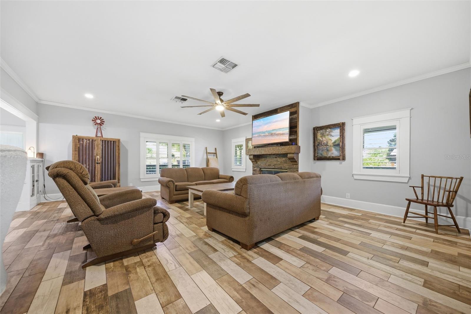 Listing photo id 8 for 3752 Old Keystone Road