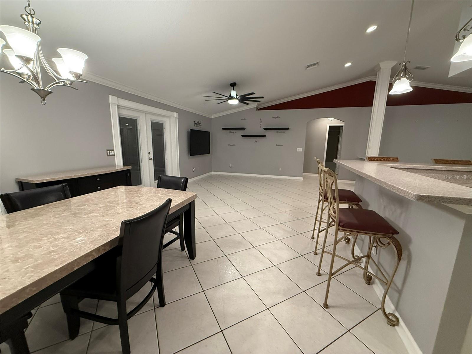 Image 12 of 52 For 6011 Country Walk Lane