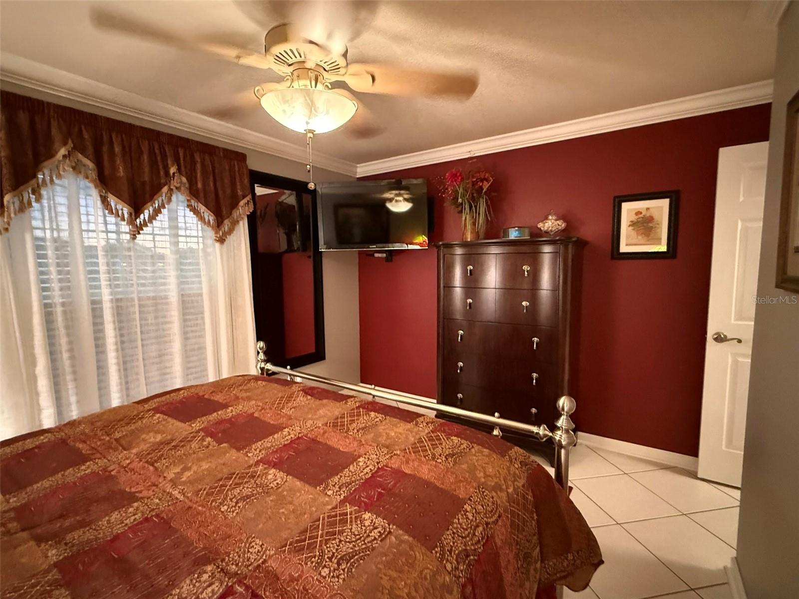 Image 20 of 52 For 6011 Country Walk Lane