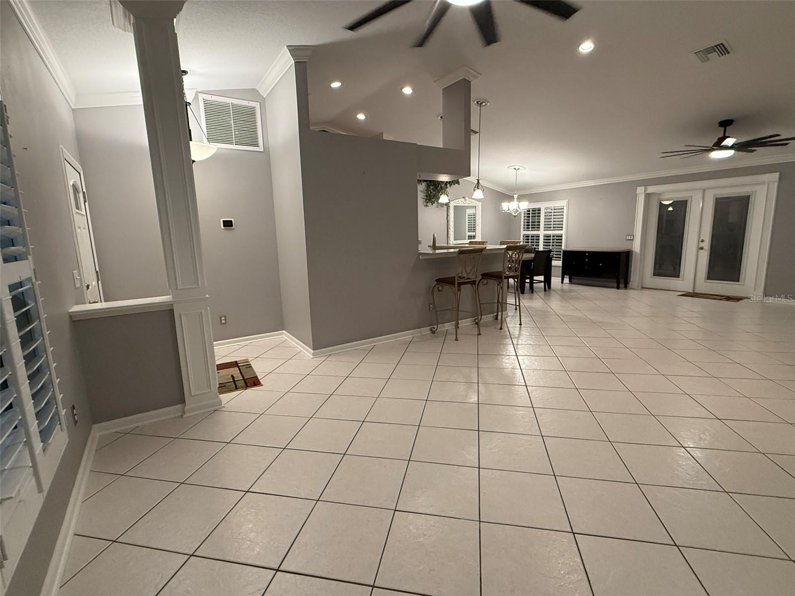 Image 24 of 52 For 6011 Country Walk Lane