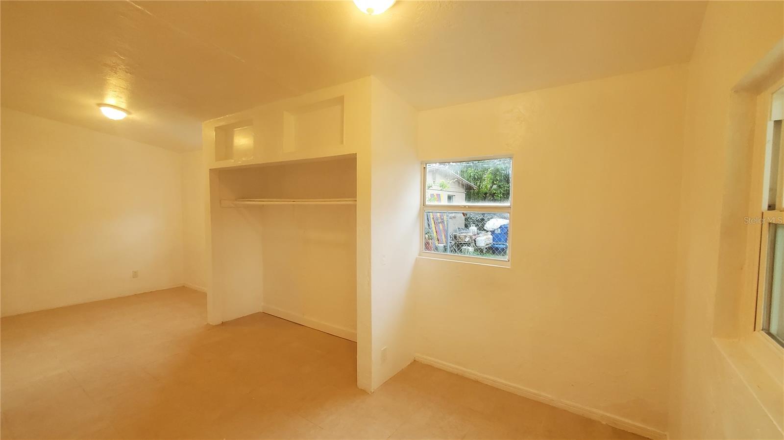 Image 12 of 22 For 2567 15th Avenue S