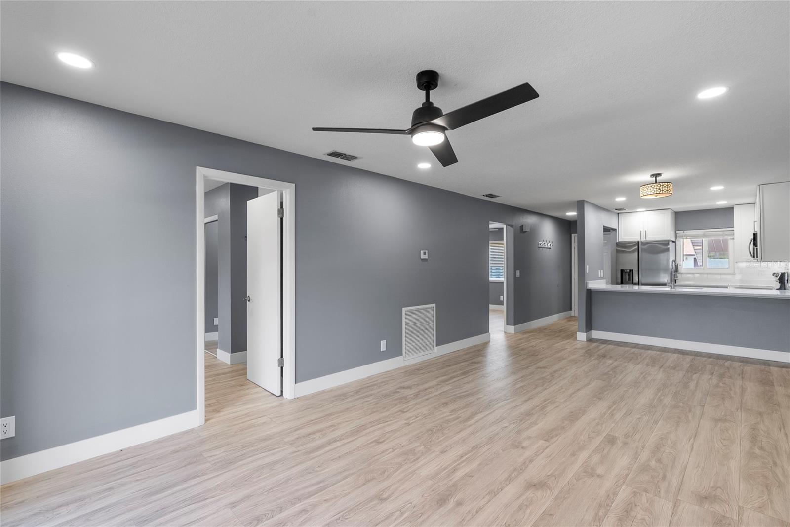 Image 10 of 24 For 39132 County Road 54  2124