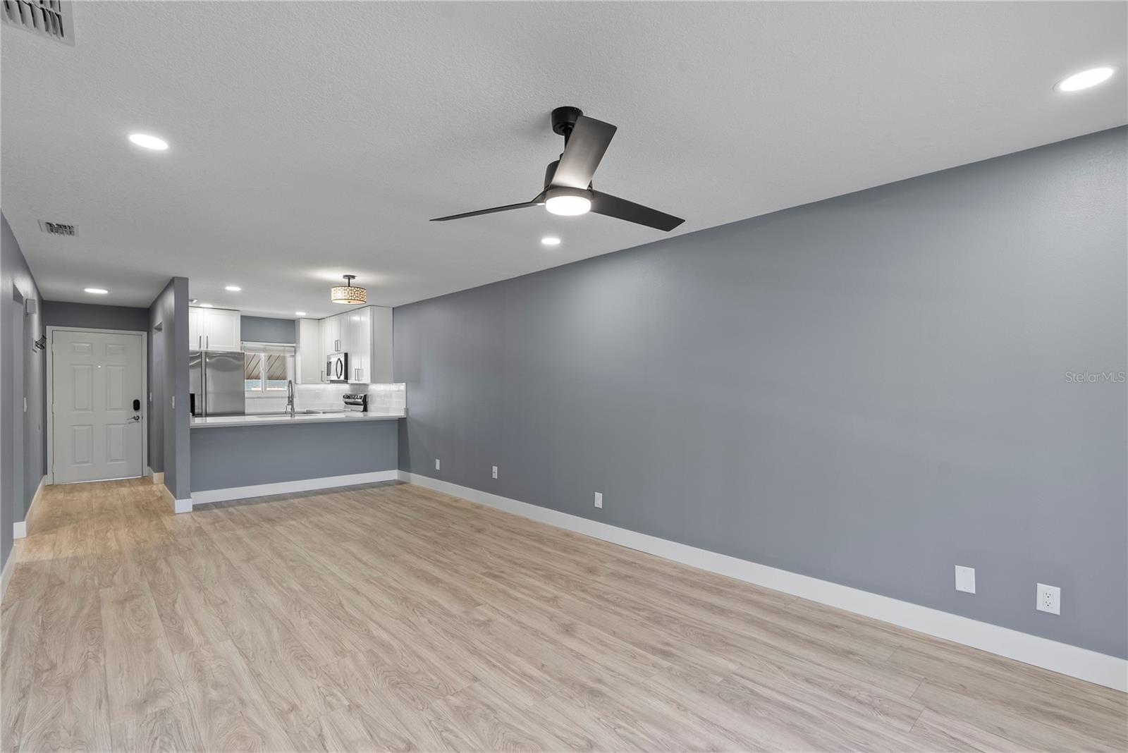 Image 11 of 24 For 39132 County Road 54  2124