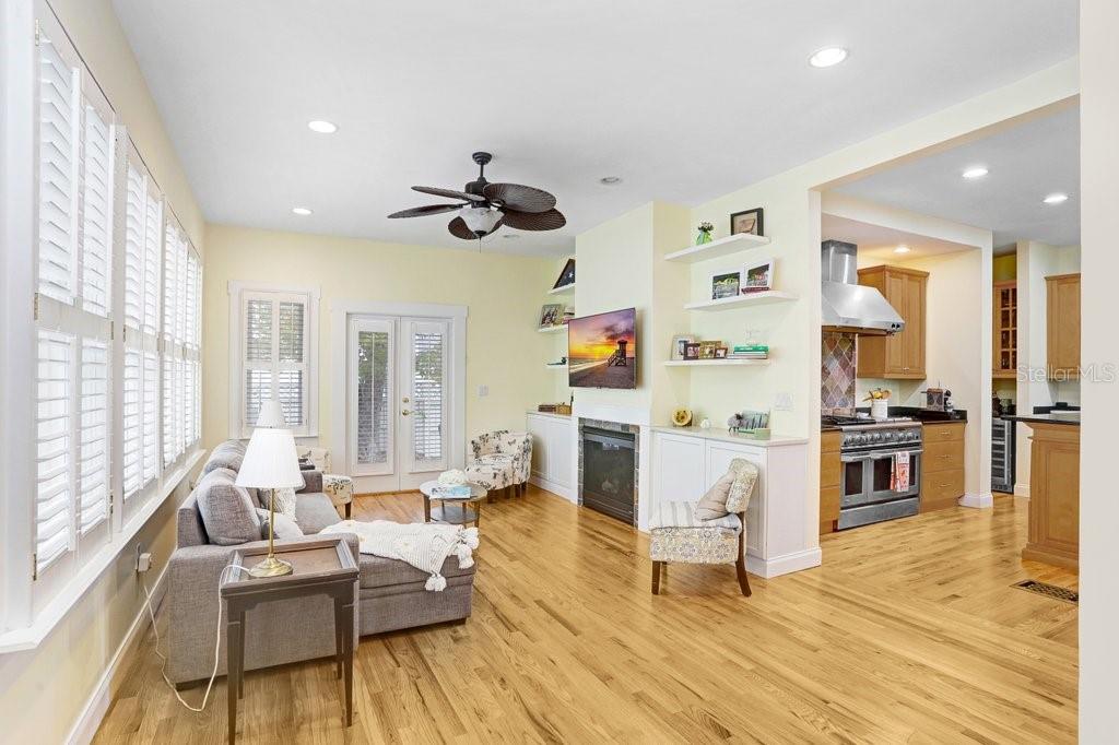 Image 12 of 39 For 1801 Hills Avenue