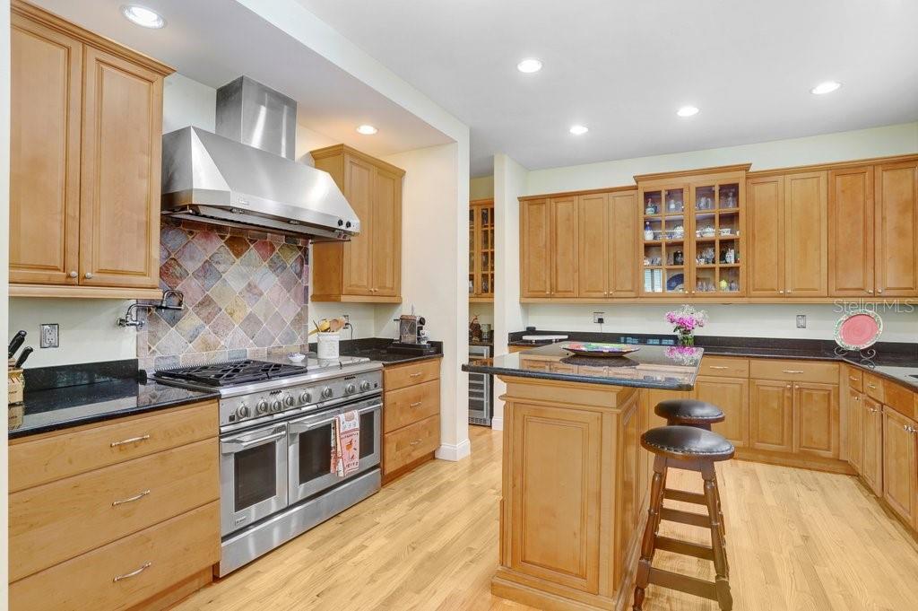 Image 9 of 39 For 1801 Hills Avenue