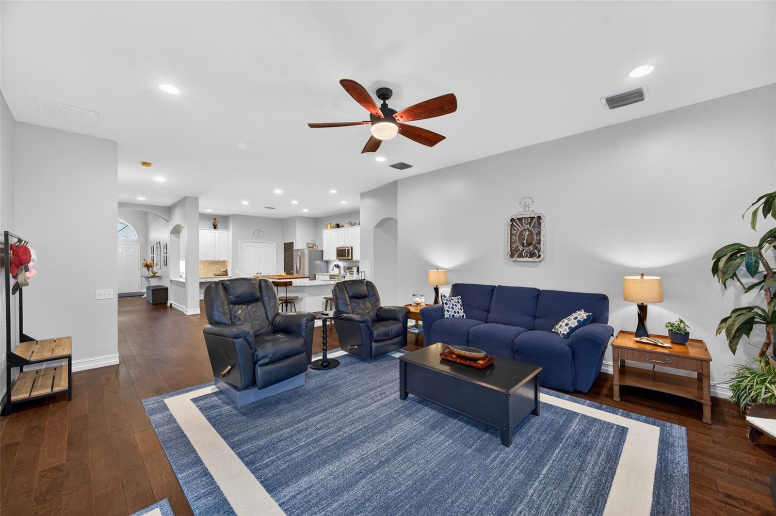 Image 16 of 40 For 20828 Woodvale Lane