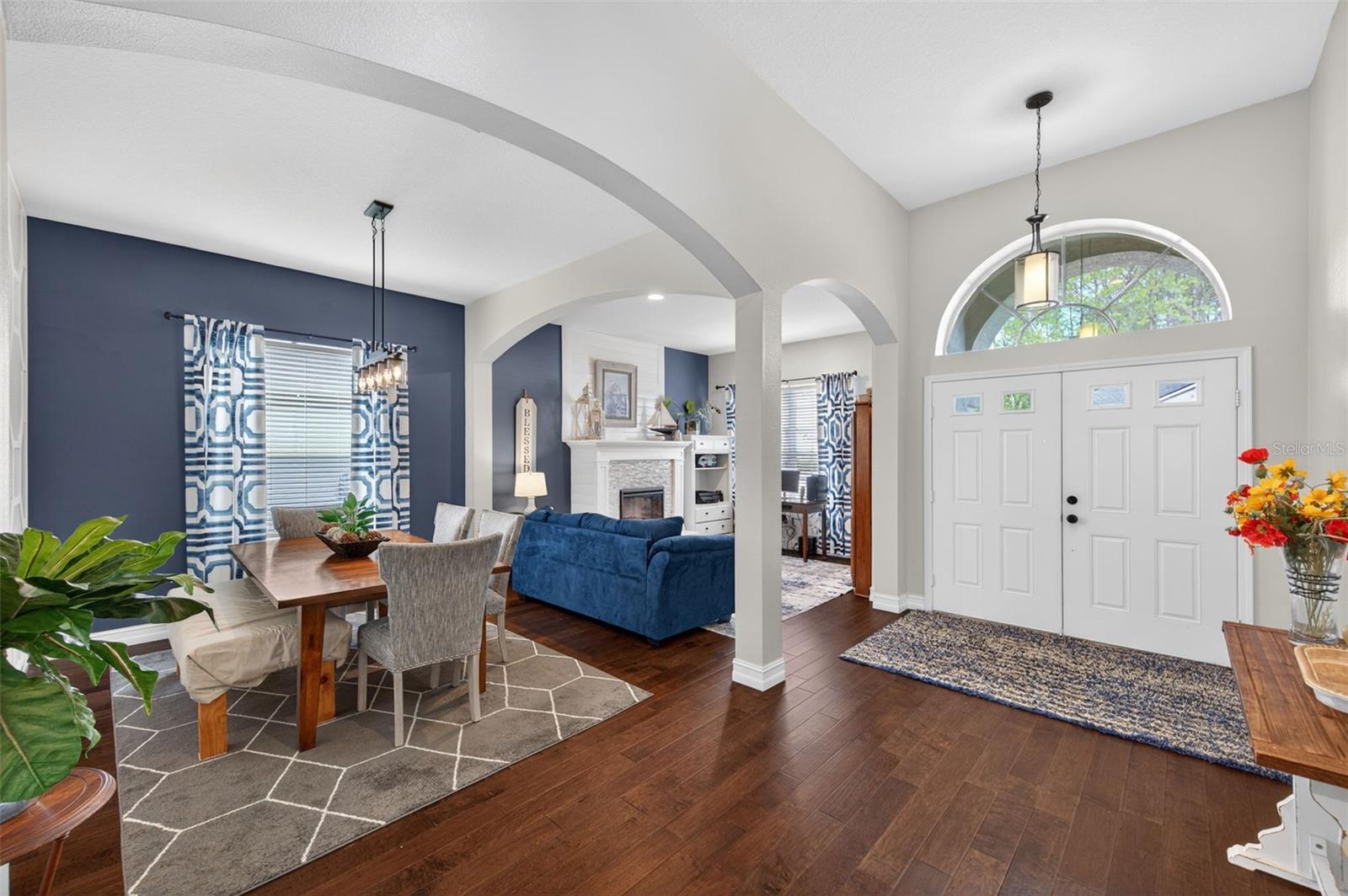 Image 4 of 40 For 20828 Woodvale Lane