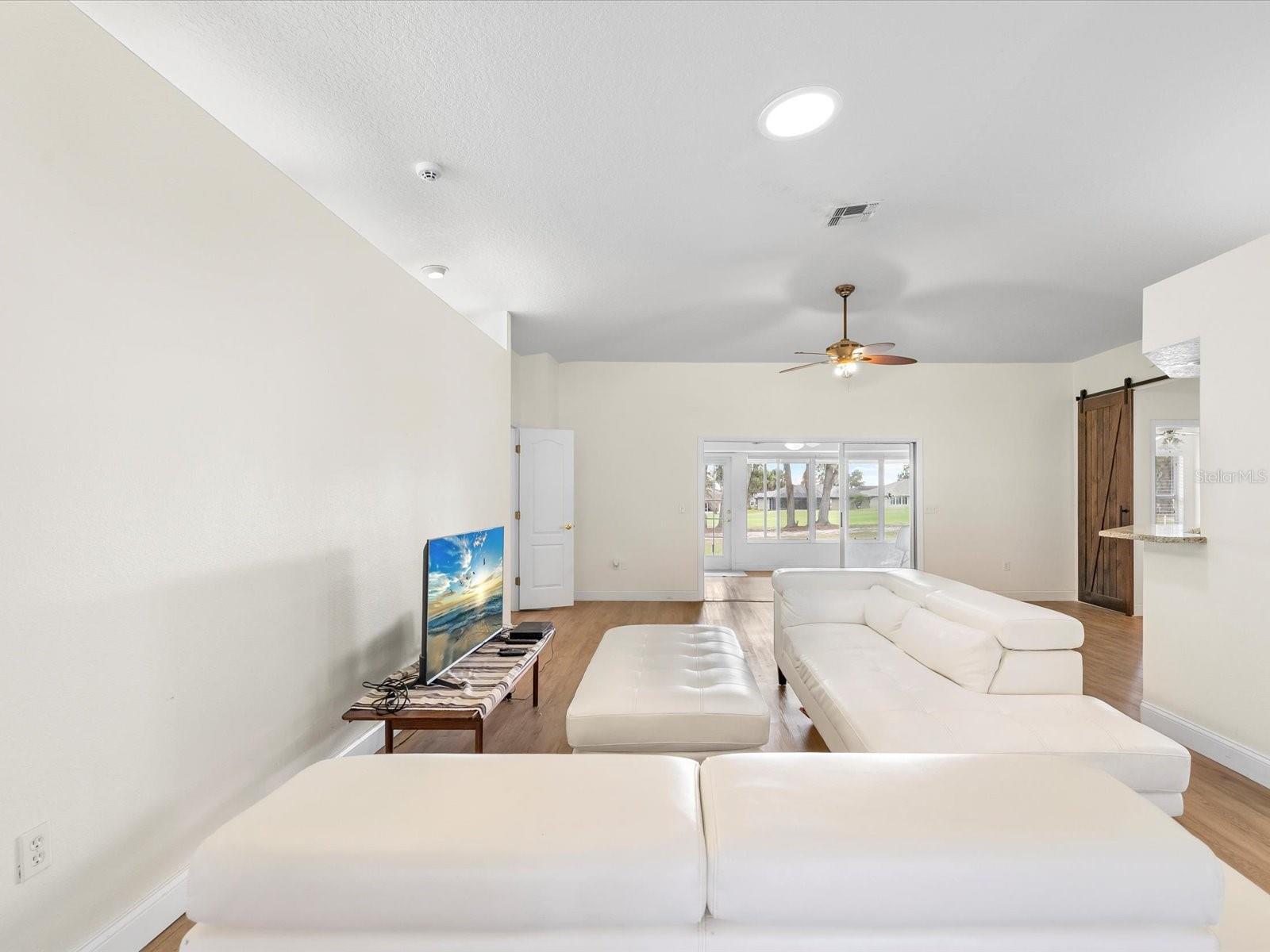 Image 7 of 74 For 29146 Princeville Drive