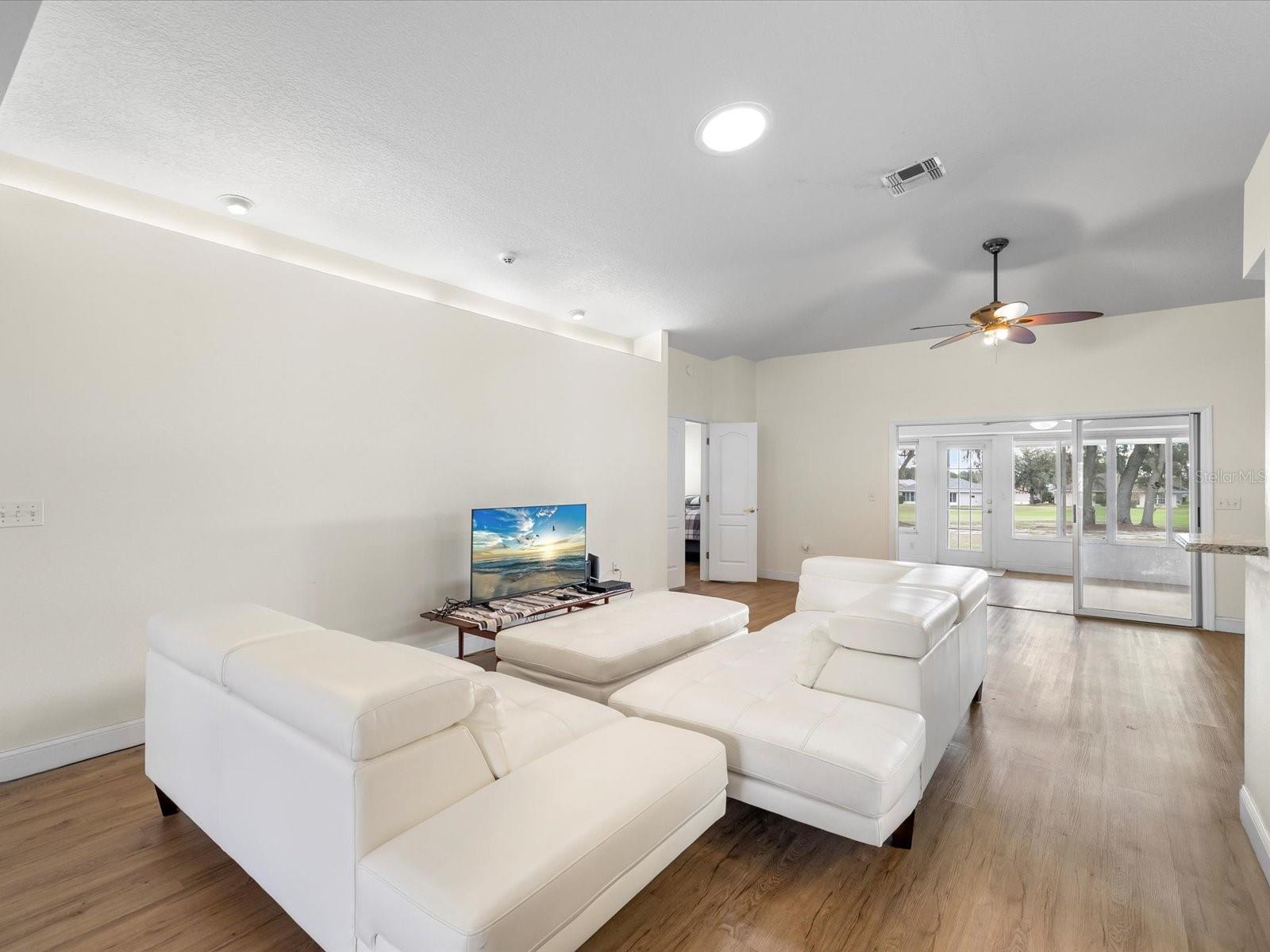 Image 9 of 74 For 29146 Princeville Drive