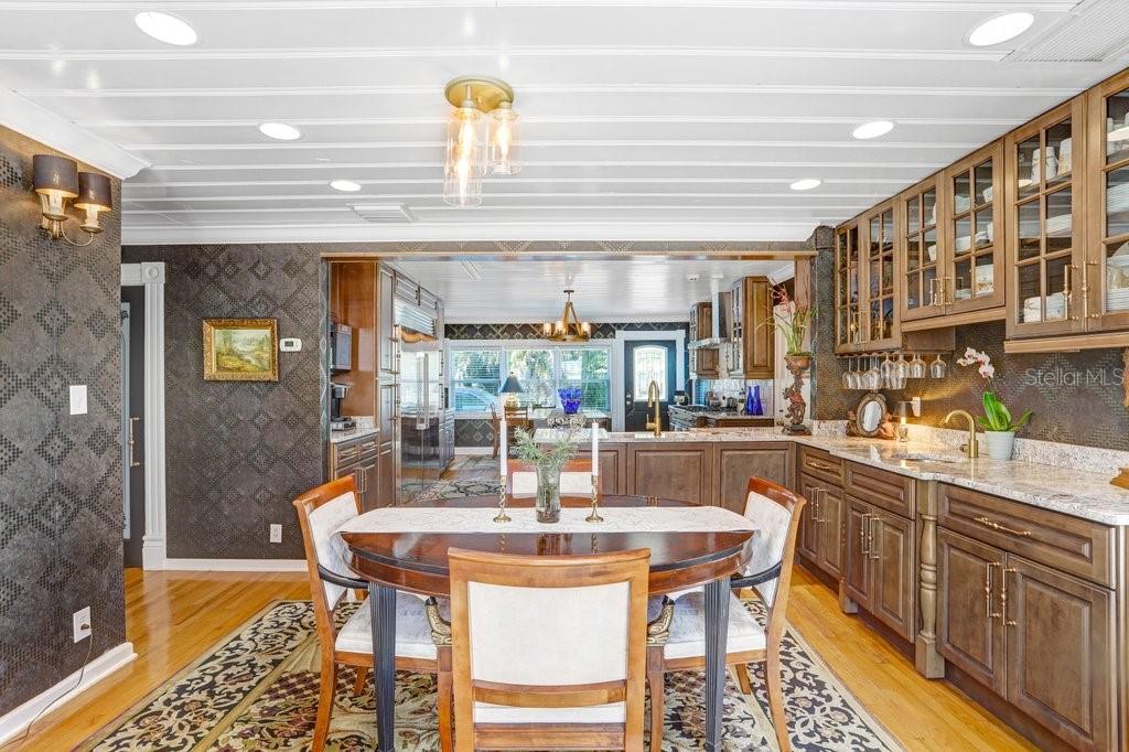 Image 10 of 47 For 8407 Interbay Boulevard