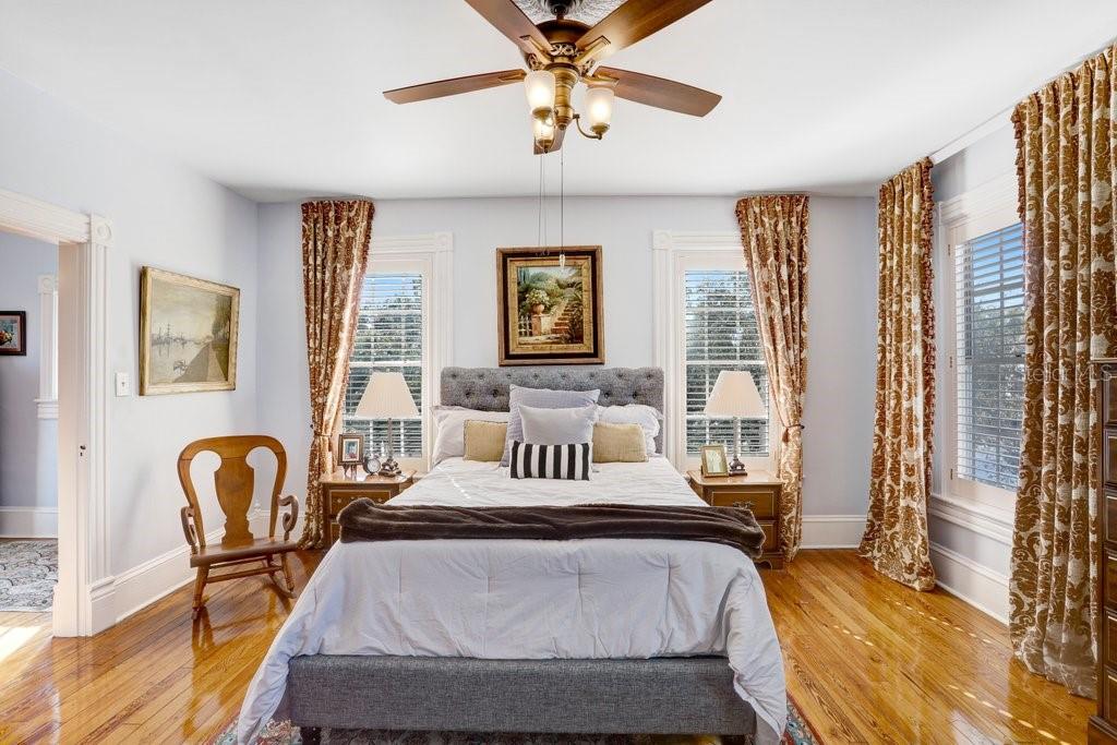 Image 12 of 47 For 8407 Interbay Boulevard