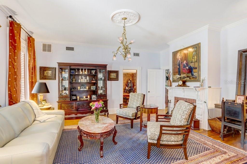 Image 17 of 47 For 8407 Interbay Boulevard