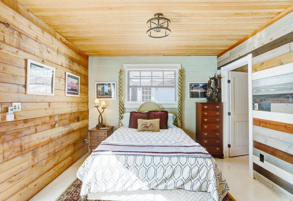 Image 43 of 47 For 8407 Interbay Boulevard