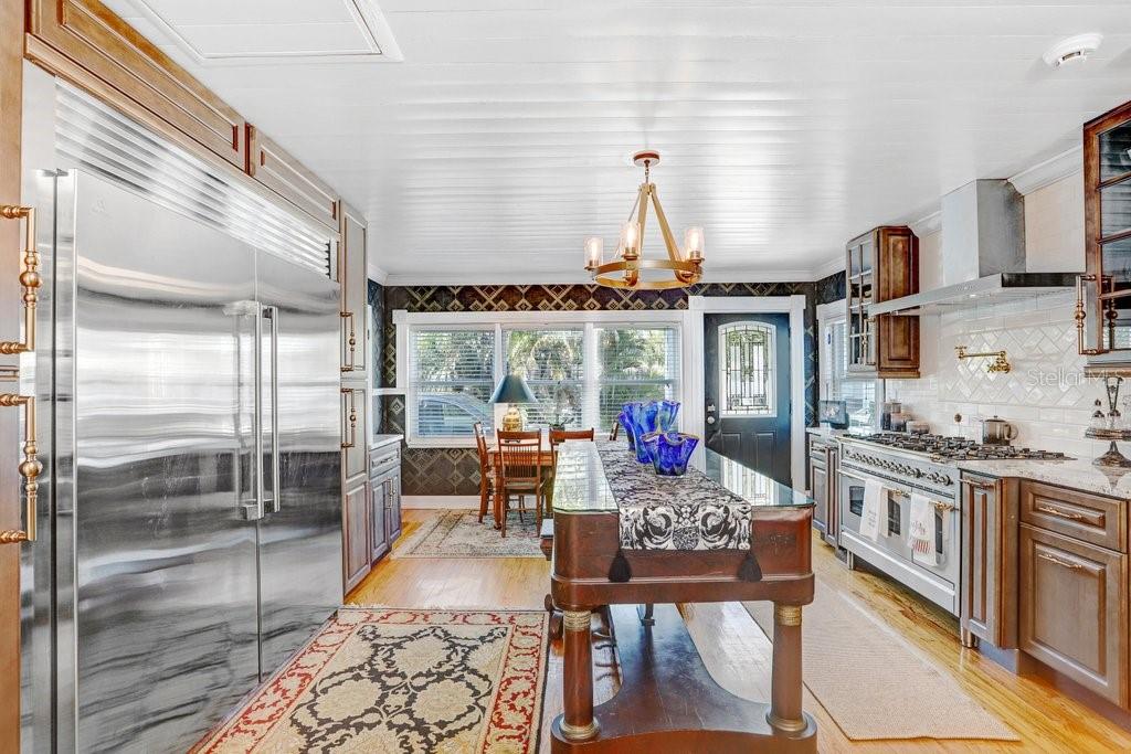 Image 7 of 47 For 8407 Interbay Boulevard