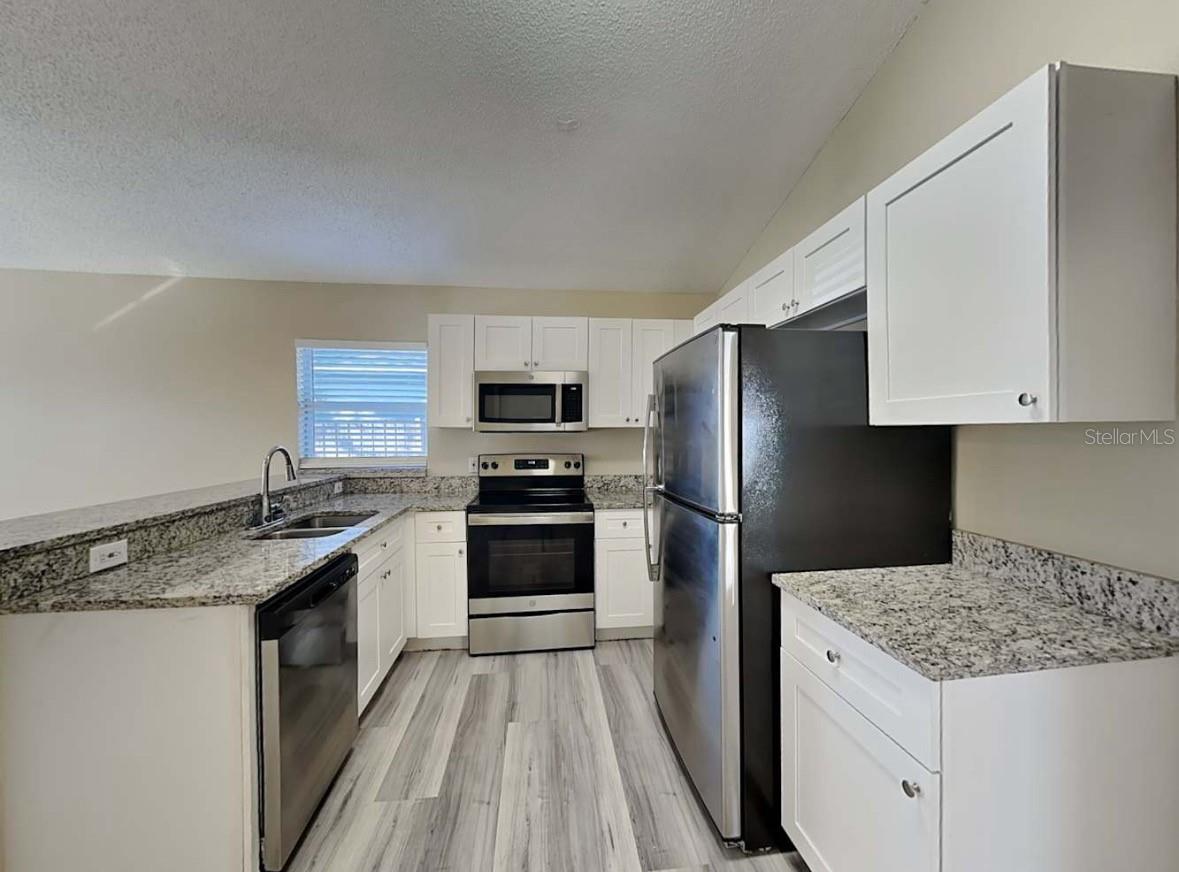 Image 4 of 8 For 13230 Prestwick Drive